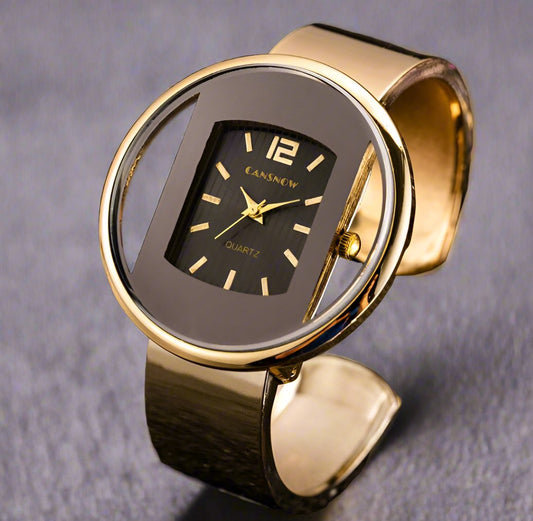 Luxury Women's Bracelet Watch, Quartz Movement, Gold &amp; Silver Dial. Perfect for Any Occasion!