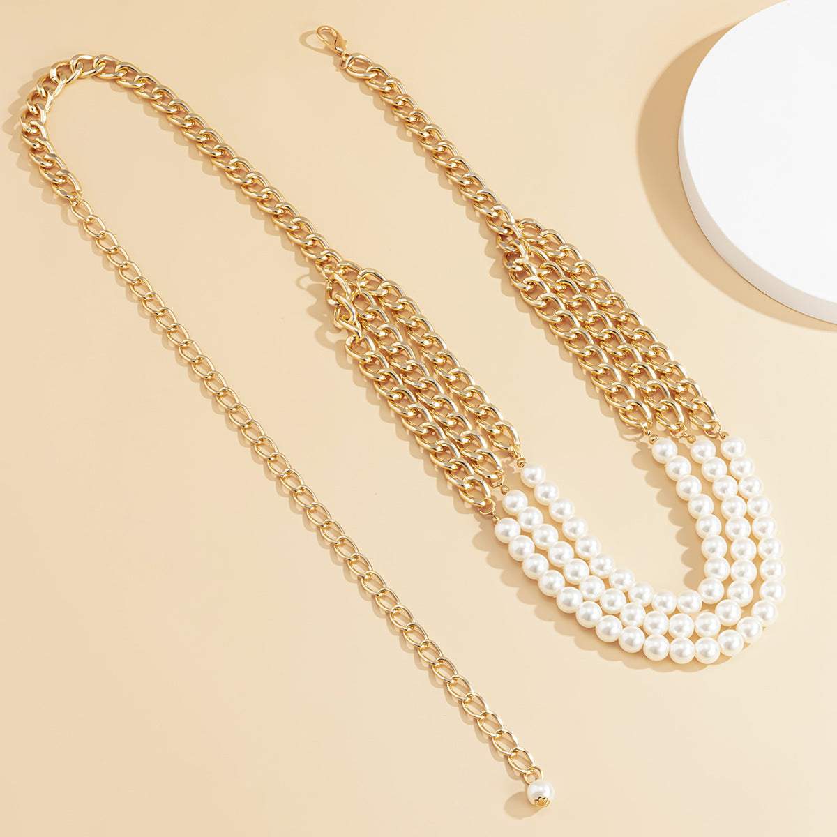 Elegant Waist Chain with Three-Layer Pearl Detail - Versatile Belt for Dresses and Shirts