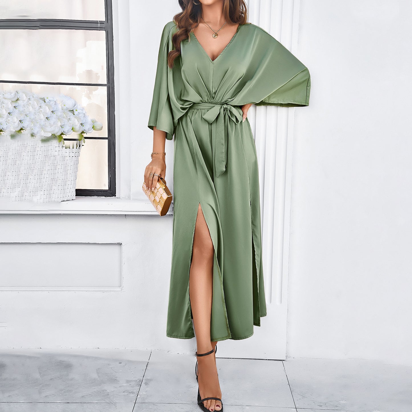 Elegant Flow: V-neck Bat Sleeve Maxi Dress with High Waist and Split Design